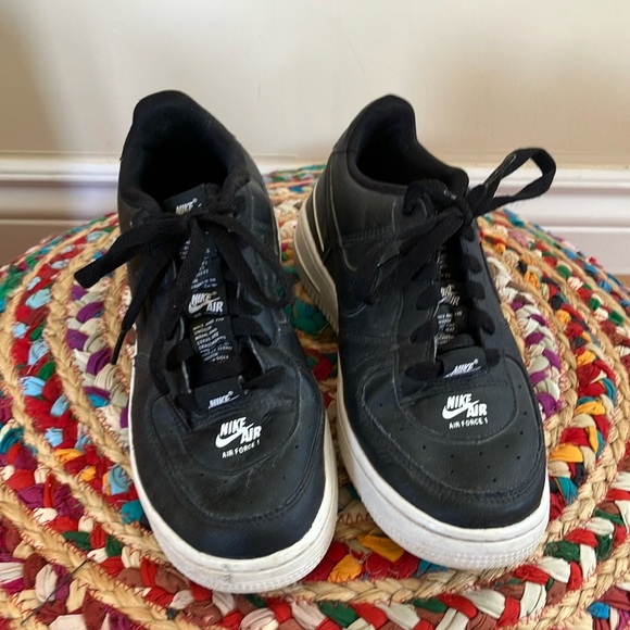 Nike Black and White Air Force 1 Sneakers - Picture 1 of 8